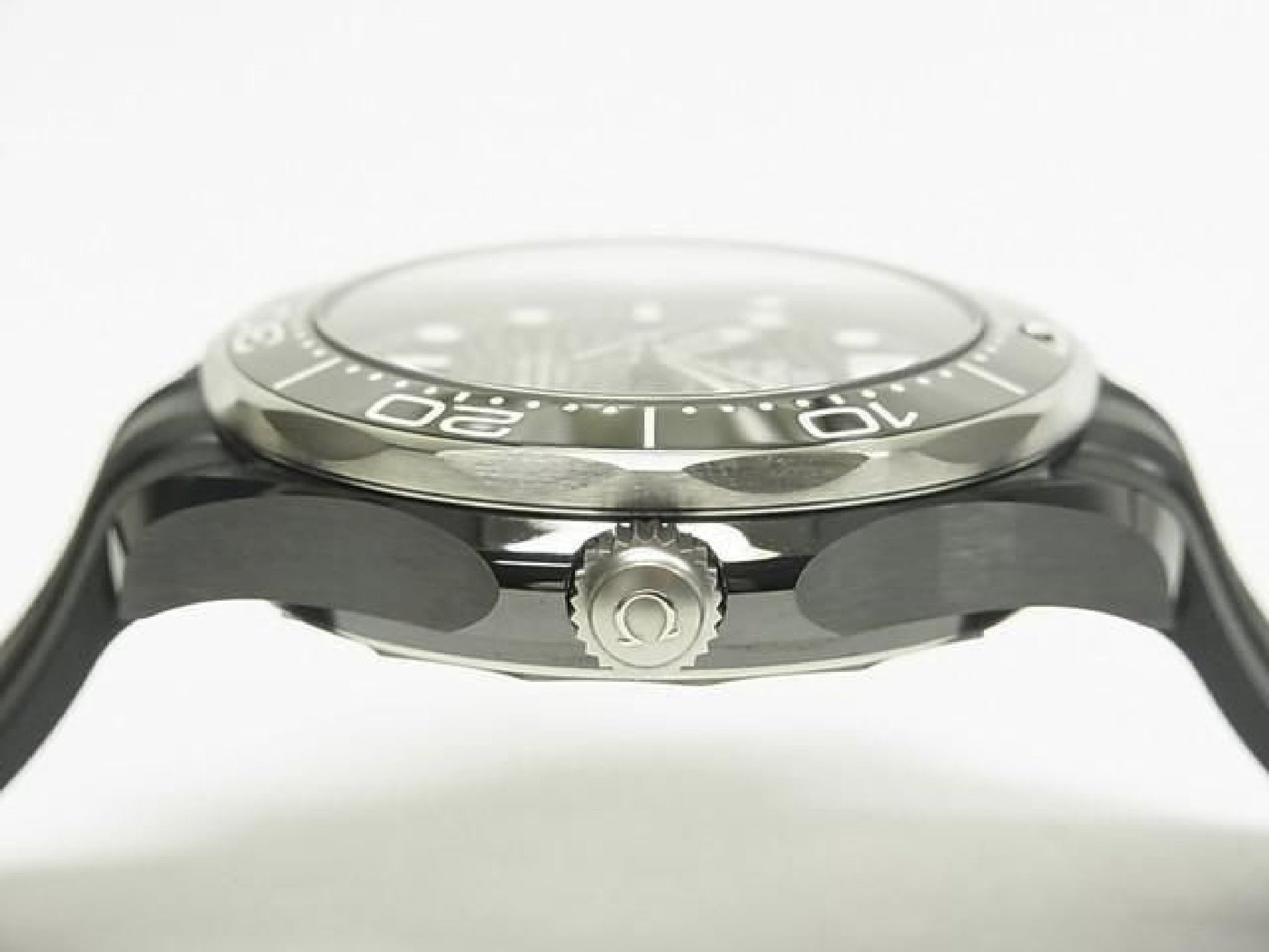 OMEGA SEA MASTER Divers300M Co-Axial Master Chronometer 43,5 MM schwarze Keramik Herren 188693848 hannari-shop