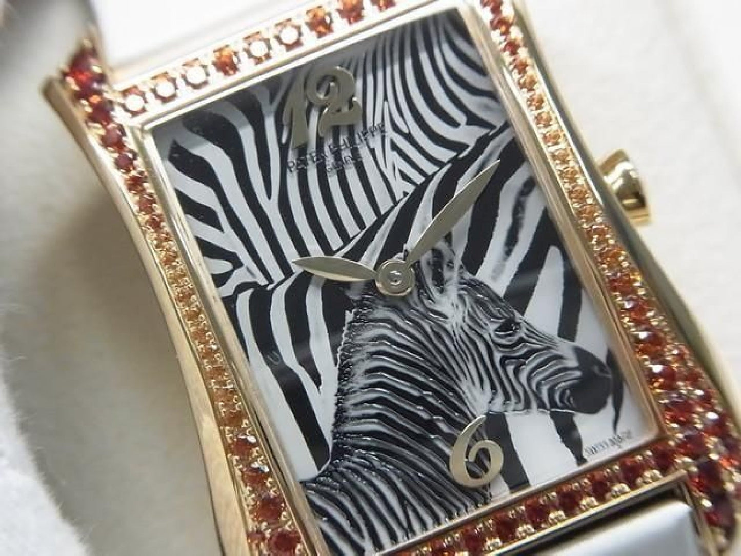PATEK PHILIPPE Gondolo Serata 18KRG Zebra-Motiv 4962/200R-010 Herrenuhr 190732018 hannari-shop