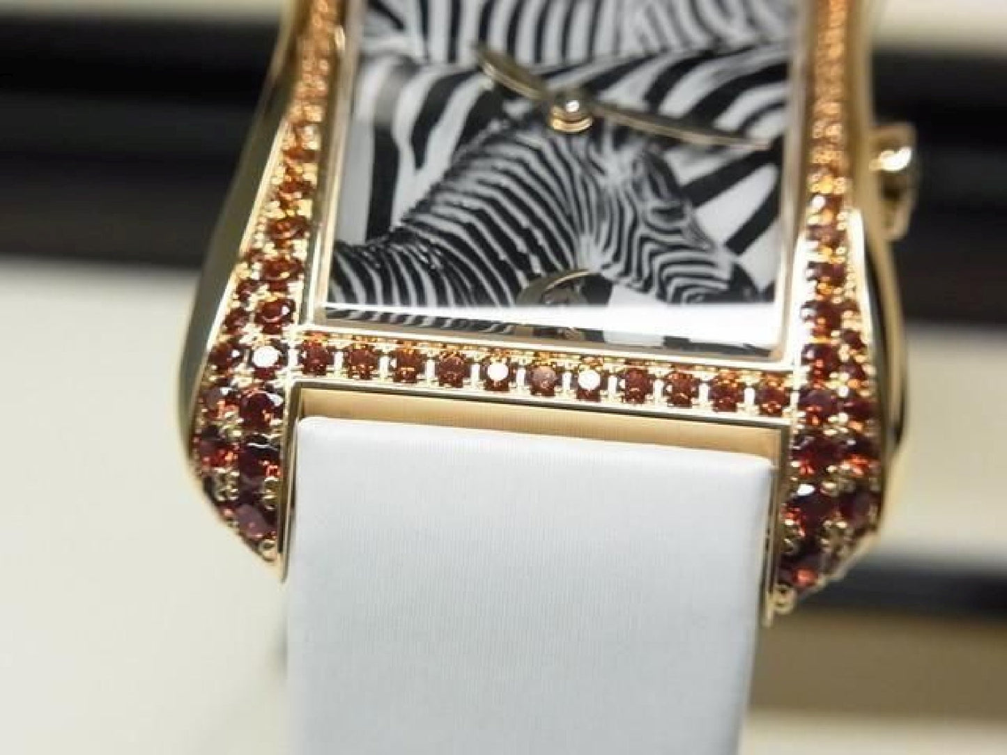 PATEK PHILIPPE Gondolo Serata 18KRG Zebra-Motiv 4962/200R-010 Herrenuhr 190732018 hannari-shop