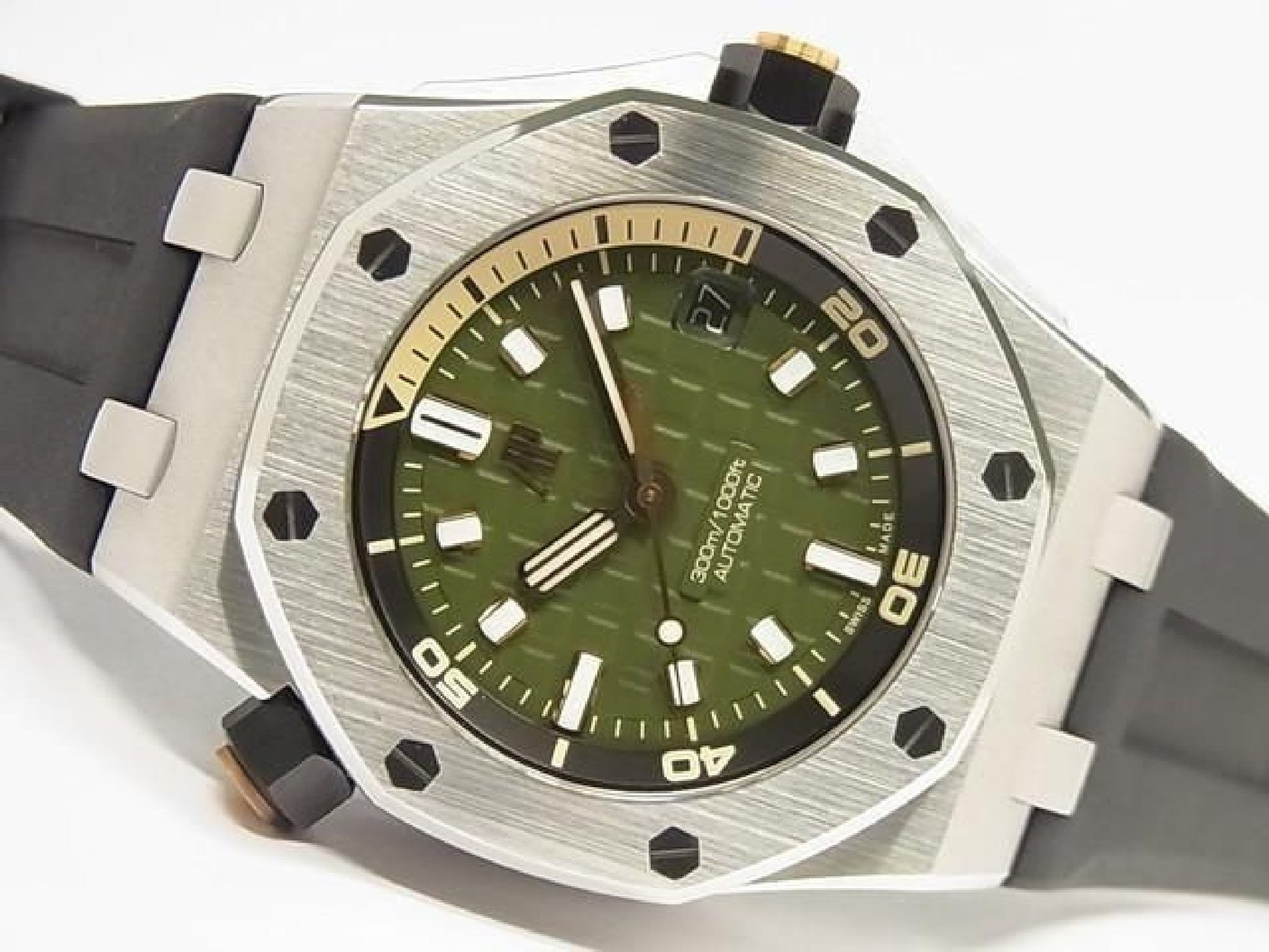 AUDEMARS PIGUET Royal Oak Offshore Diver khaki grün 15720ST.OO.A052CA.01 Herren 192952170 hannari-shop