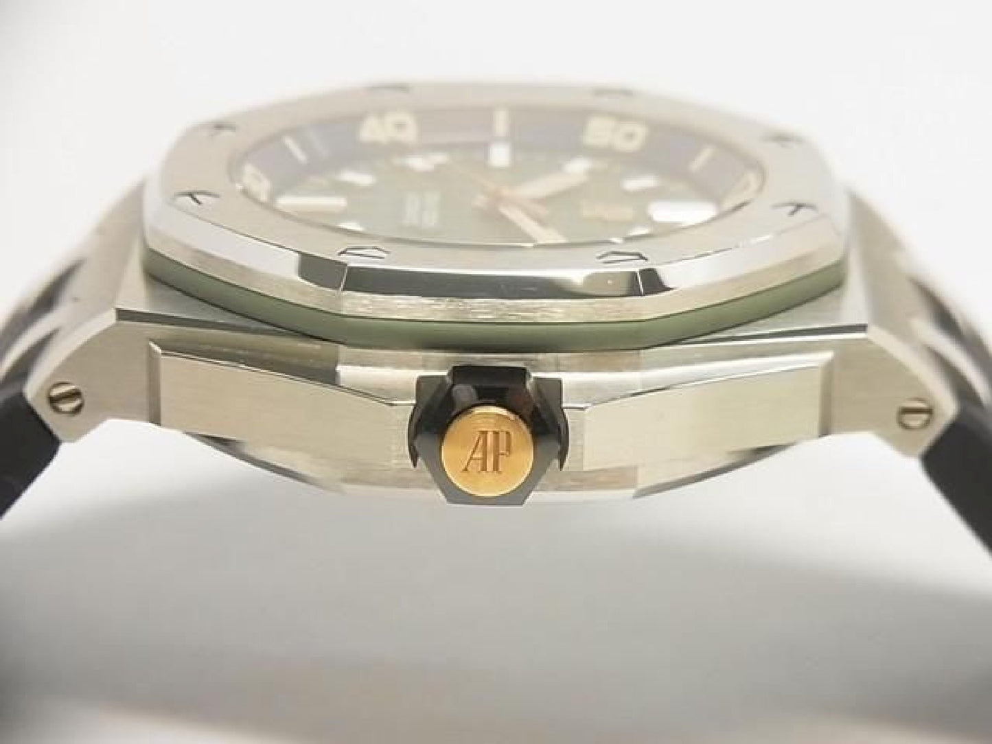 AUDEMARS PIGUET Royal Oak Offshore Diver khaki grün 15720ST.OO.A052CA.01 Herren 192952170 hannari-shop