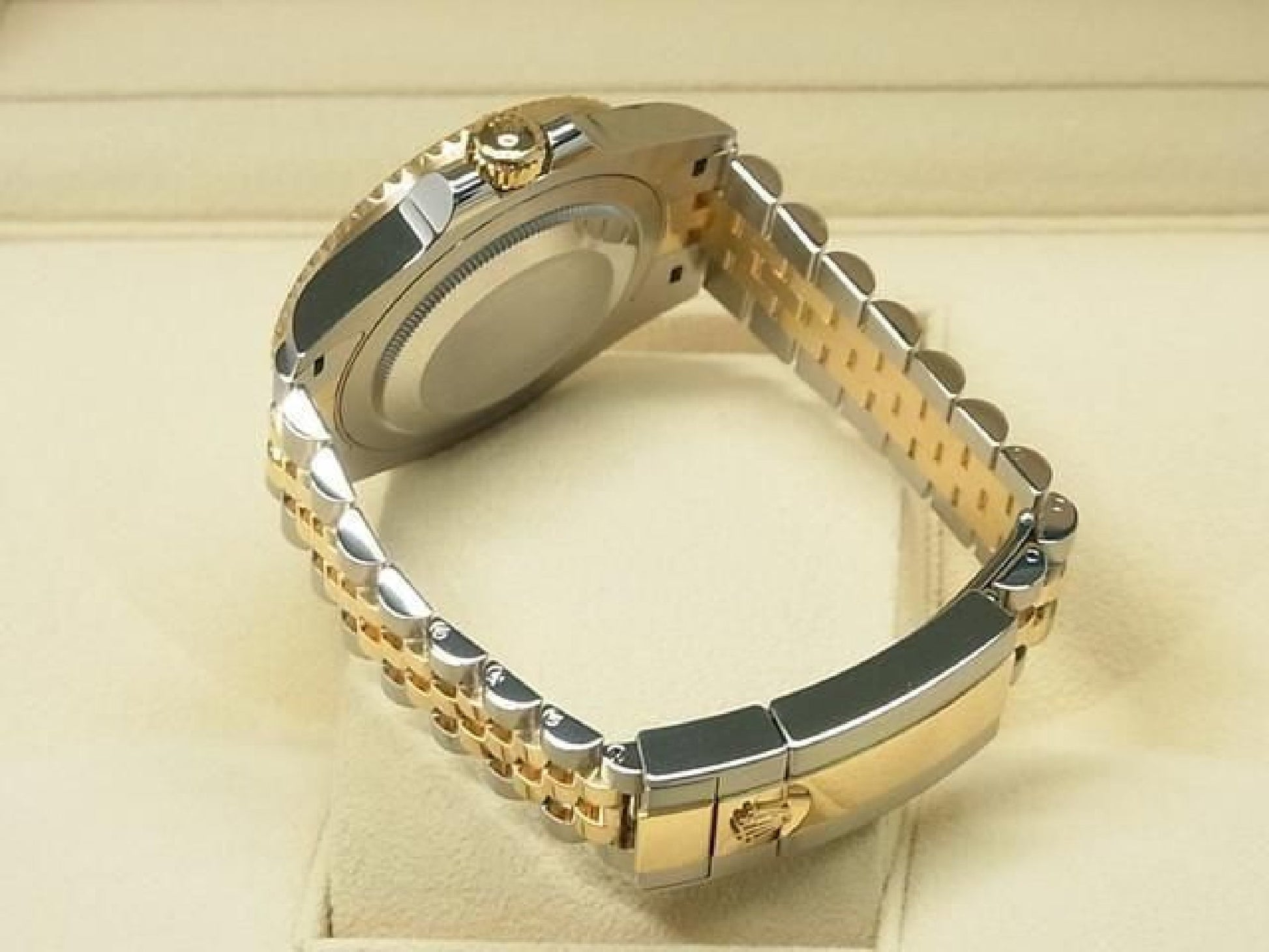 ROLEX GMT MasterII SS xYG black x gray bezel 126713GRNR '23 purchased Mens 193268737 hannari-shop
