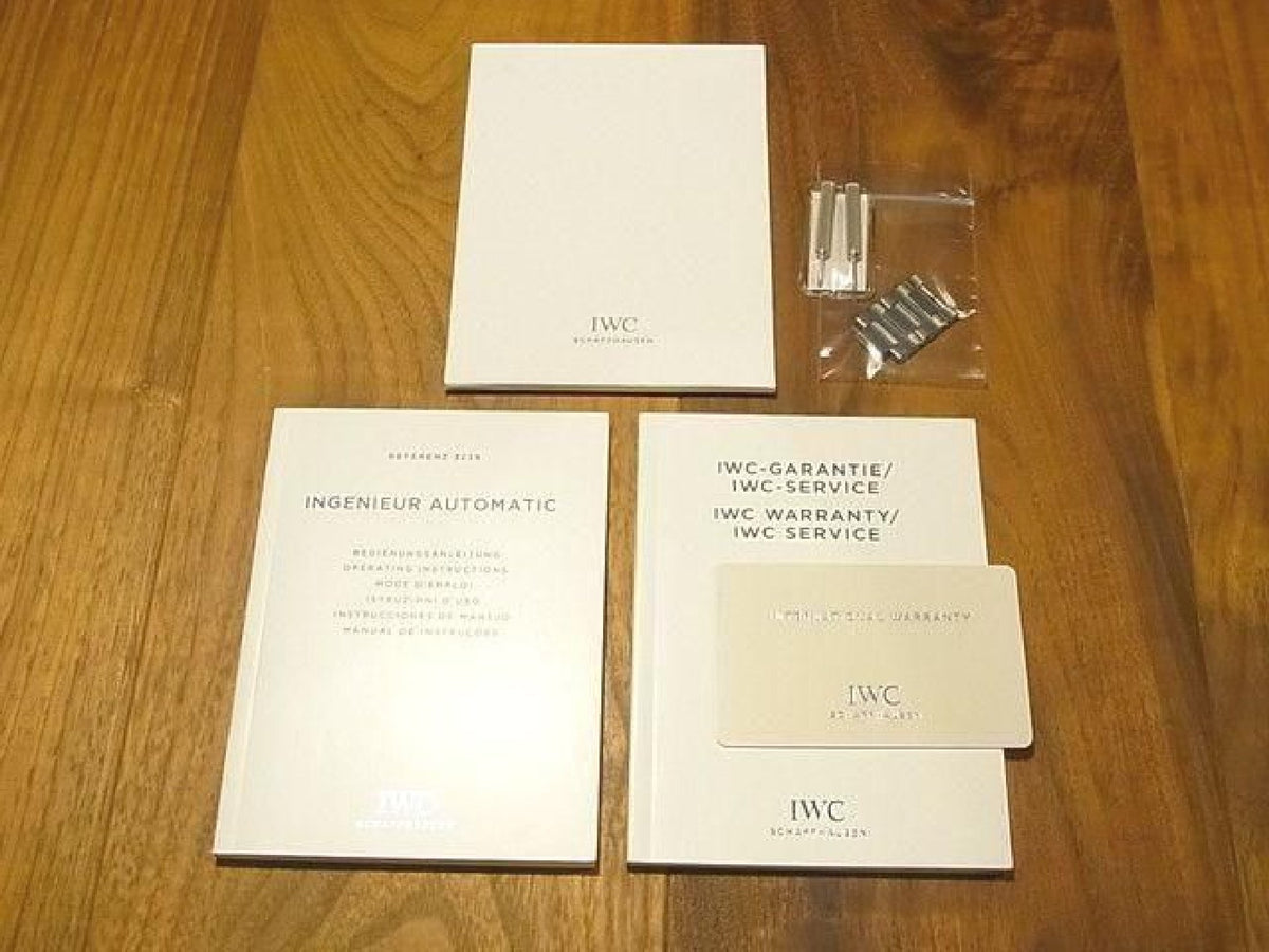IWC Ingenieur Automatic 39 MM schwarz IW323902 Herren 193912535 hannari-shop