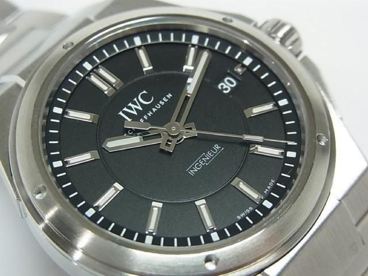 IWC Ingenieur Automatic 39 MM schwarz IW323902 Herren 193912535 hannari-shop