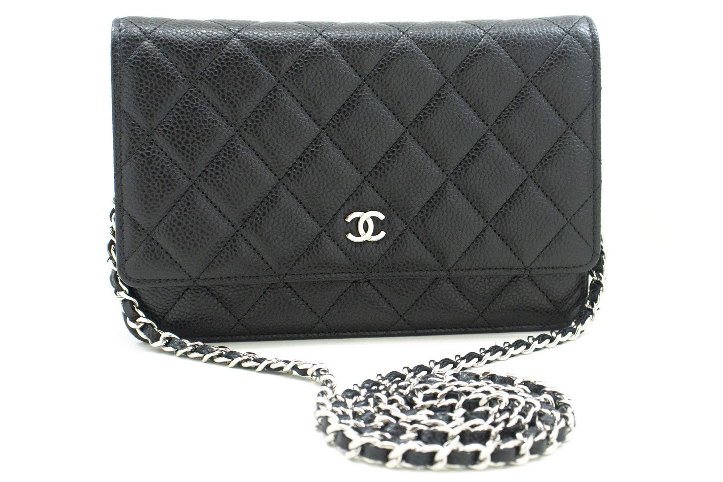 CHANEL Geldbörse mit Kette WOC aus genarbtem Kalbsleder, schwarze Schultertasche p60 hannari-shop