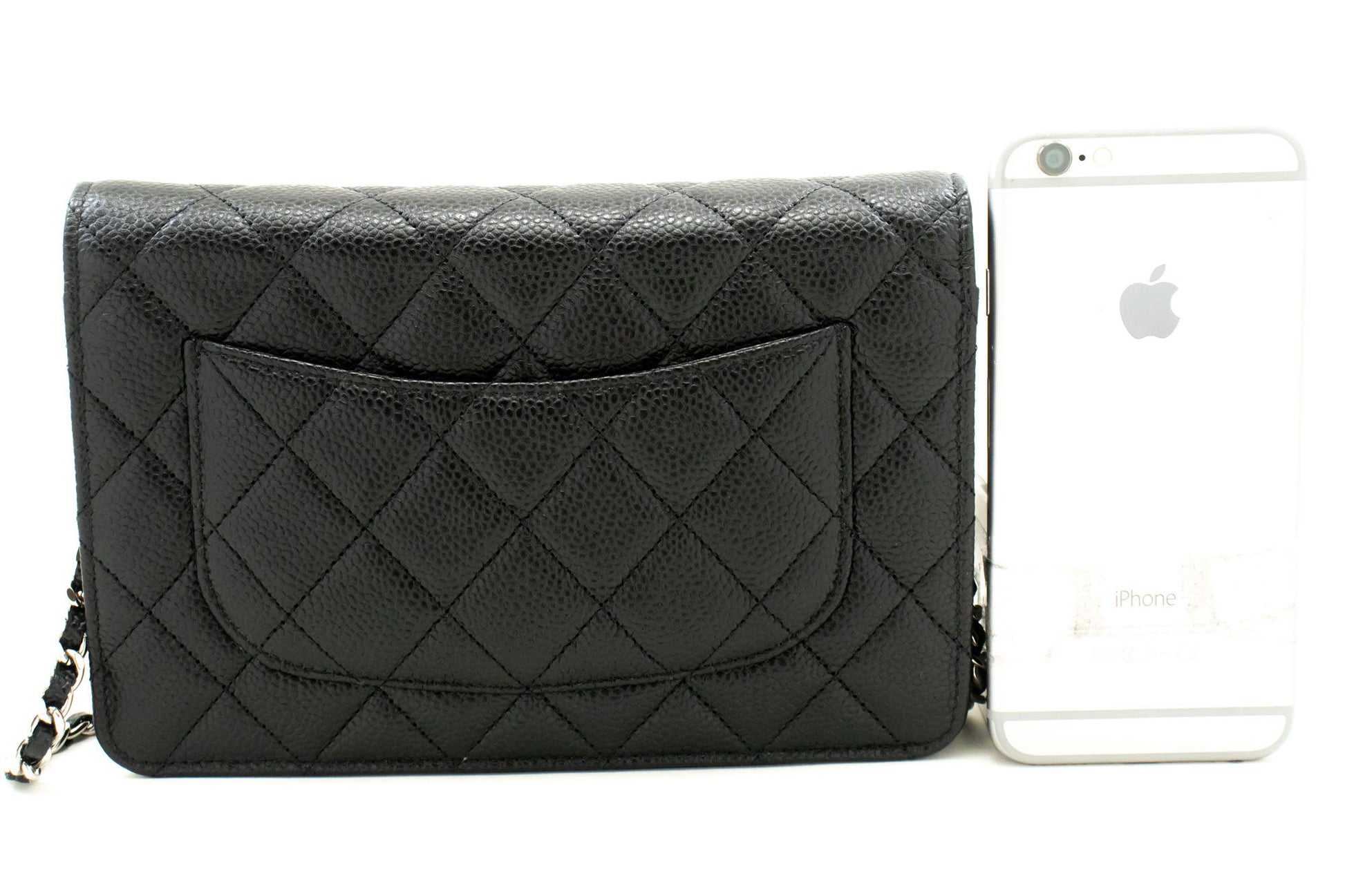 CHANEL Geldbörse mit Kette WOC aus genarbtem Kalbsleder, schwarze Schultertasche p60 hannari-shop