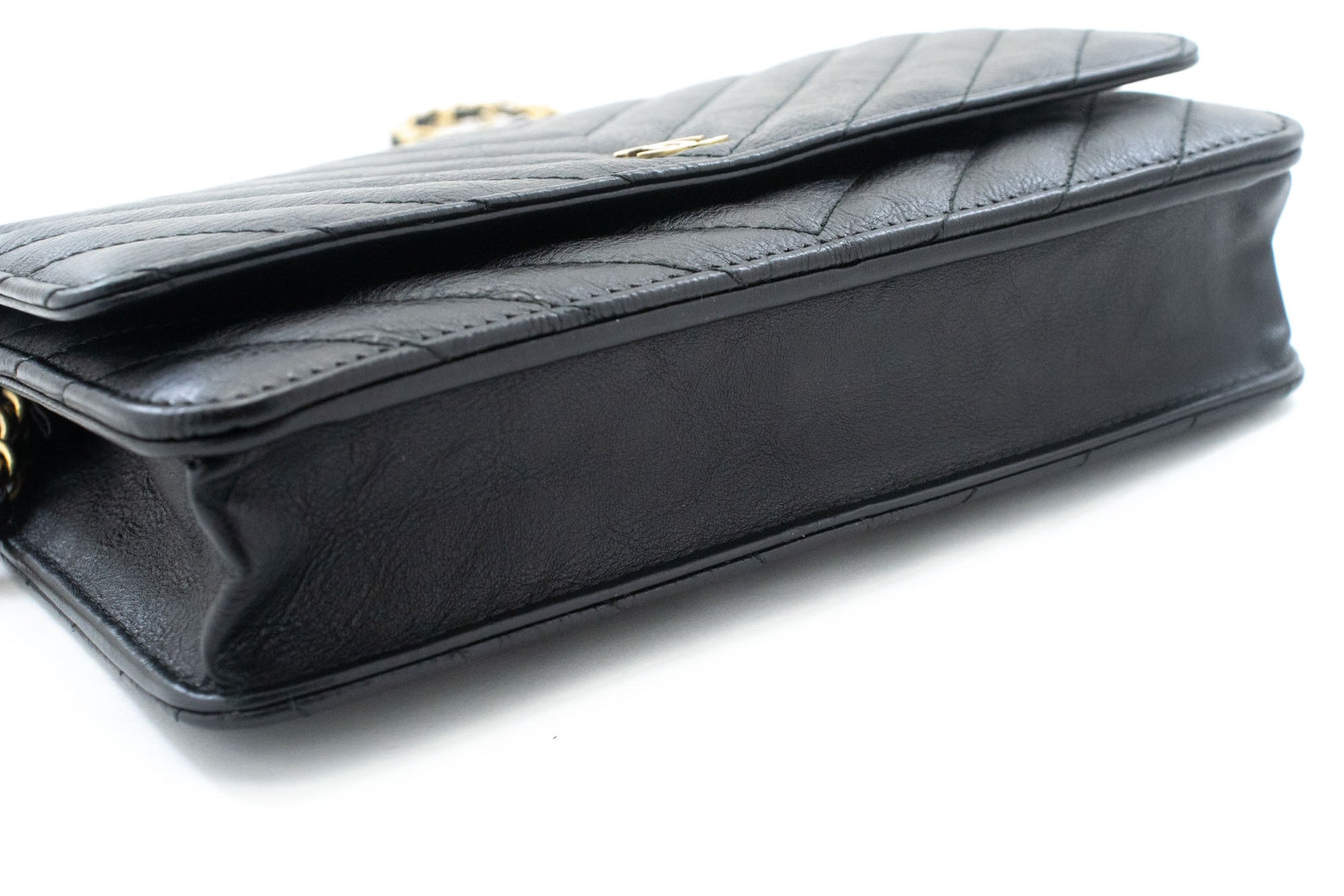 CHANEL V-Stitch Geldbörse aus Kalbsleder mit Kette WOC Umhängetasche ab2 hannari-shop
