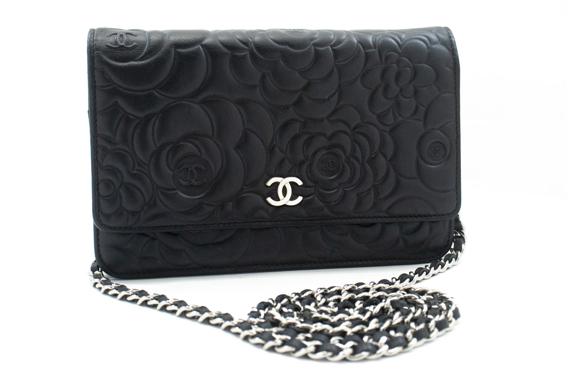 CHANEL Schwarze Camellia Prägung Geldbörse mit Kette WOC Schultertasche ab6 hannari-shop