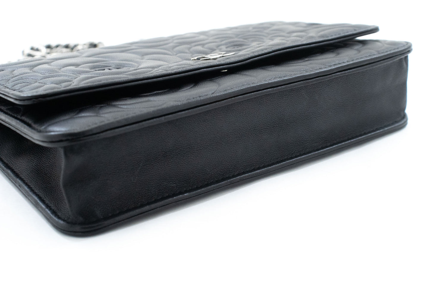 CHANEL Schwarze Camellia Prägung Geldbörse mit Kette WOC Schultertasche ab6 hannari-shop