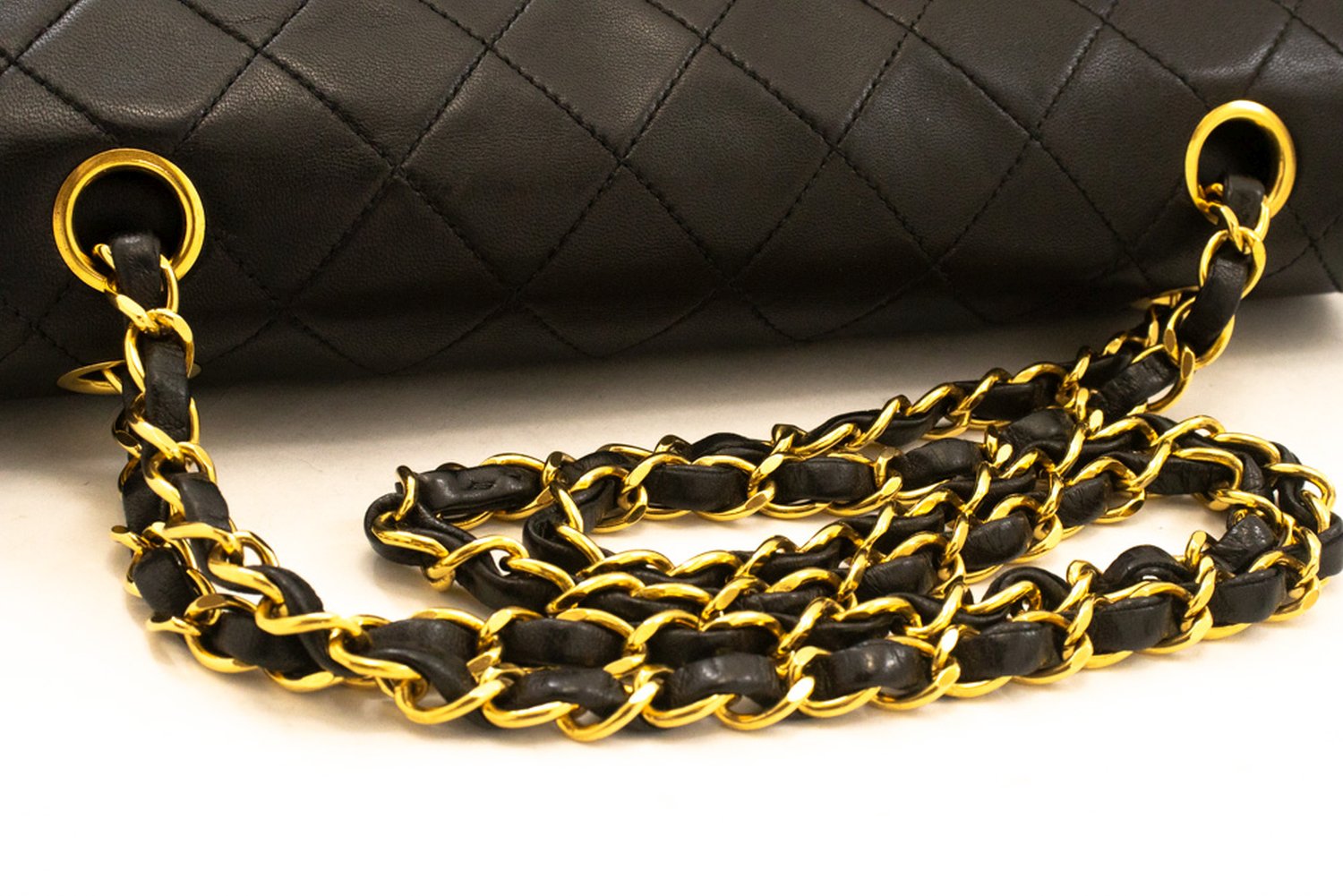 CHANEL Classic Double Flap 10" Ketten-Umhängetasche Schwarz Lammleder am1 hannari-shop