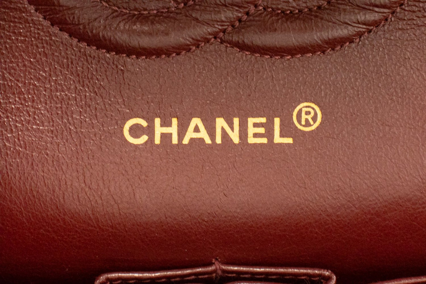 CHANEL Classic Double Flap 10" Kettenschultertasche aus schwarzem Lammleder am2 hannari-shop