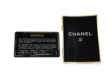 CHANEL Klassische 10"-Schultertasche mit Doppelklappe und Kette, schwarzes Lammleder, m19
