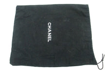 CHANEL Klassische 10"-Schultertasche mit Doppelklappe und Kette, schwarzes Lammleder, m19