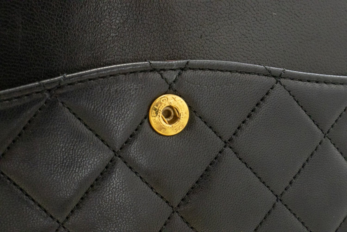 CHANEL Classic Double Flap 10" Ketten-Umhängetasche Schwarz Lammleder ak7 hannari-shop