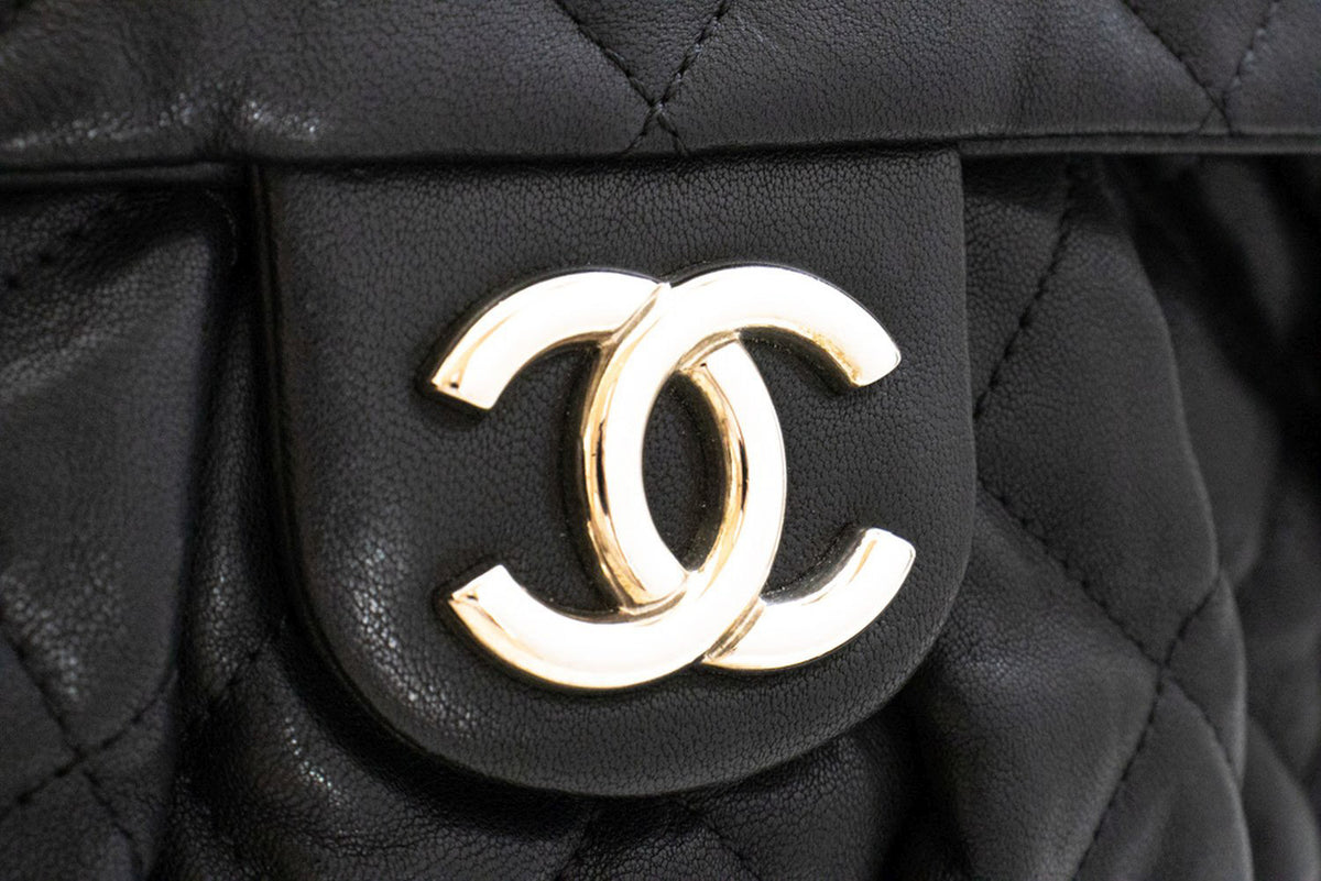 CHANEL Chain Around Schultertasche Crossbody Schwarz Kalbsleder ap9 — Innenraum hannari-shop