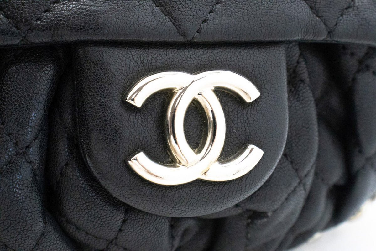 CHANEL Chain Around Small Shoulder Bag Crossbody Black Calfskin ap7 — Inneres hannari-shop