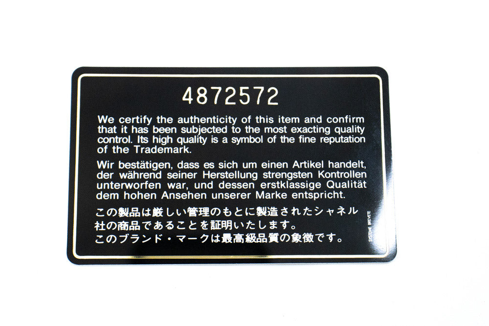 CHANEL Kleine Ketten-Umhängetasche Clutch Schwarz Gestepptes Überschlagmodell Lammleder ap4 — Innenraum hannari-shop