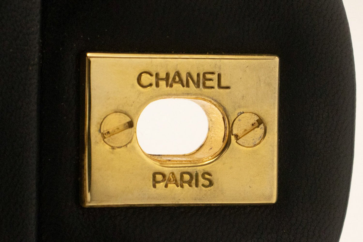 CHANEL Classic Double Flap 9" Chain Shoulder Bag Schwarzes Lammleder ap2 hannari-shop
