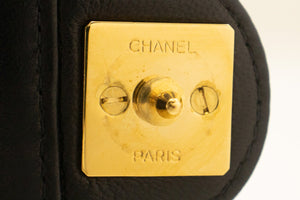 CHANEL Small Chain Shoulder Bag Clutch Black Quilted Flap Lambskin n79 hannari-shop