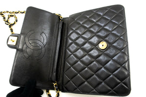 CHANEL Small Chain Shoulder Bag Clutch Black Quilted Flap Lambskin p06 hannari-shop