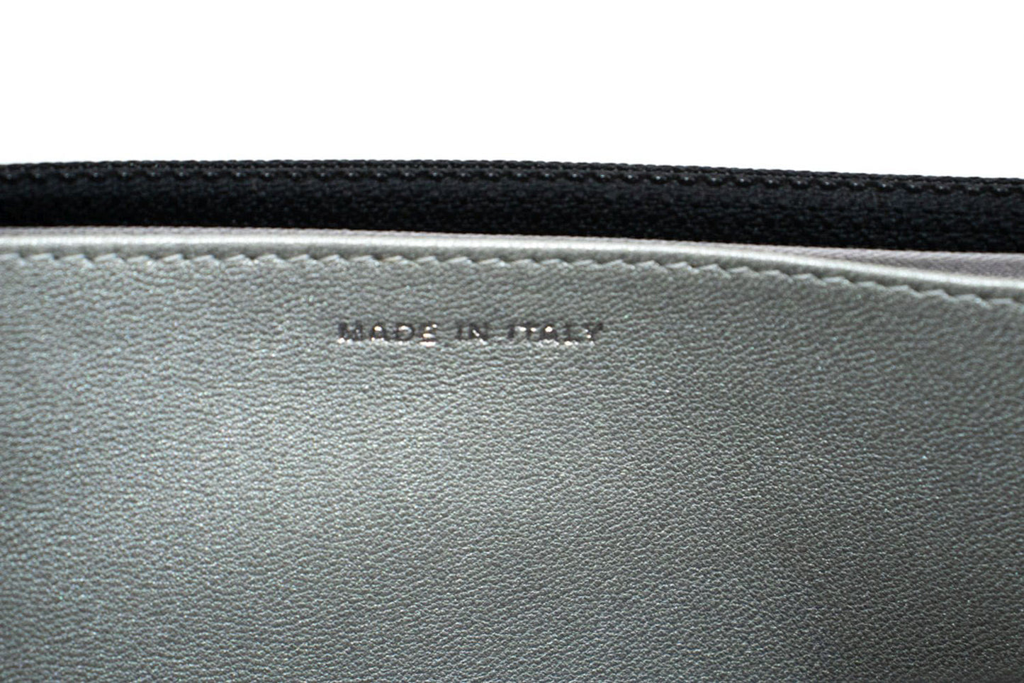 CHANEL Schwarze Camellia Prägung Geldbörse mit Kette WOC Schultertasche ab6 hannari-shop