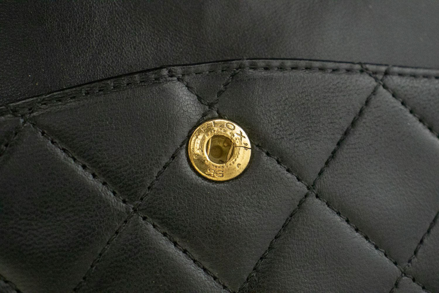CHANEL Classic Double Flap Square Chain Schultertasche Schwarz Lamm ad7 hannari-shop