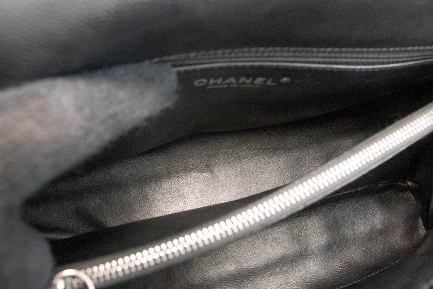 CHANEL 2-Wege-Handtasche mit Henkel, Schultertasche, schwarzes Kaviarleder, L52