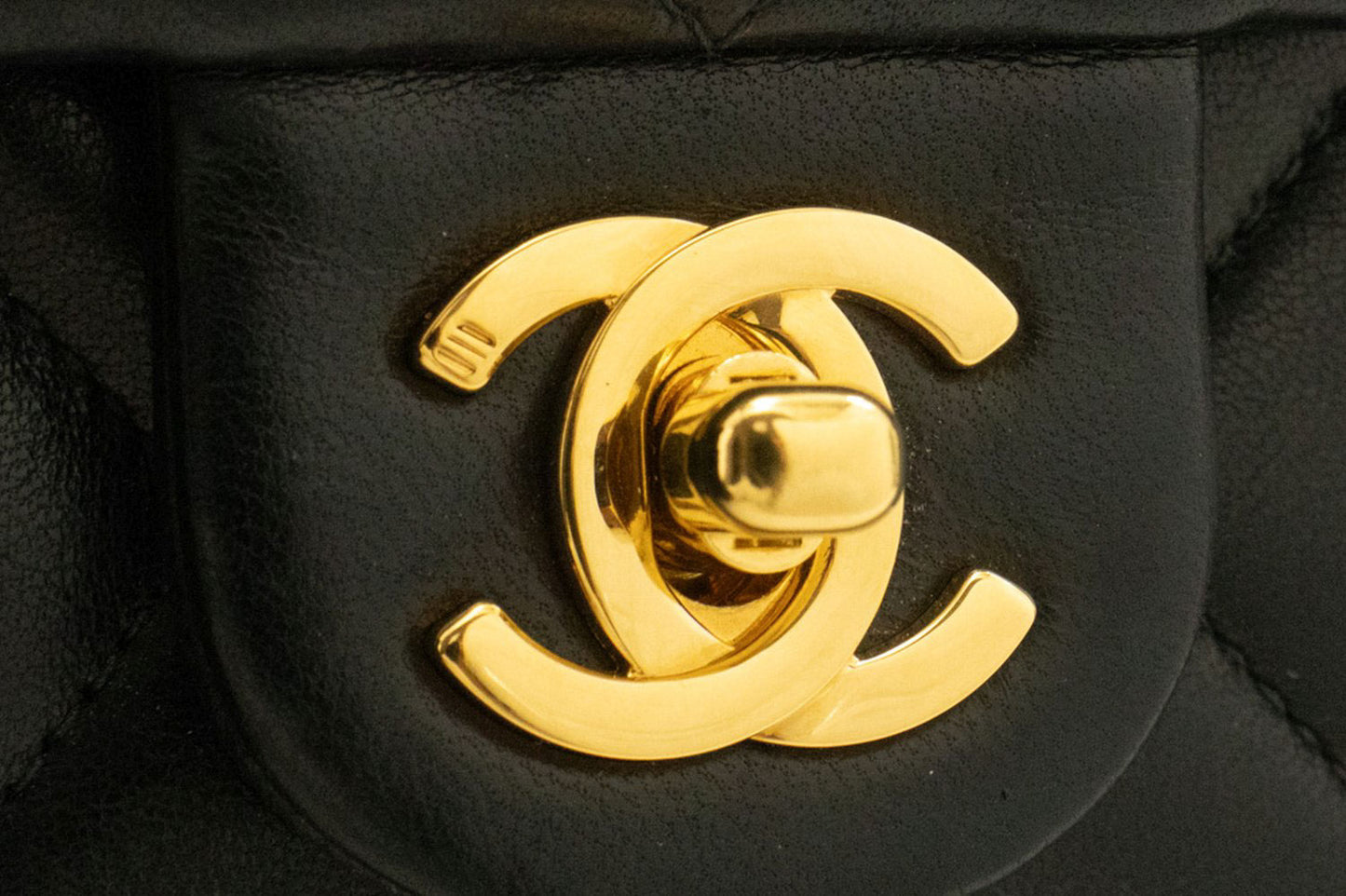 CHANEL Mini Square Small Chain Shoulder Bag Crossbody Black Lamb af9 hannari-shop