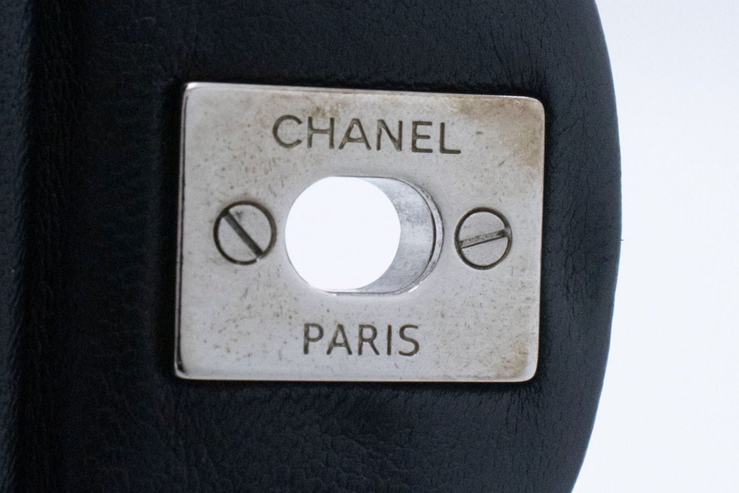 CHANEL Classic Double Flap 10" Schultertasche mit silberner Kette Schwarz ai1 hannari-shop
