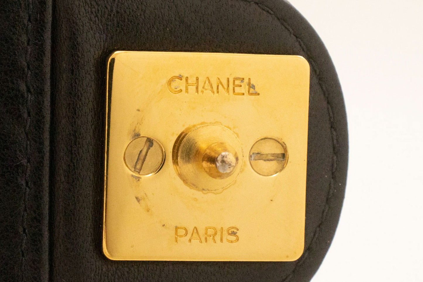 CHANEL Small Chain Shoulder Bag Clutch Black Quilted Flap Lambskin ah4 hannari-shop