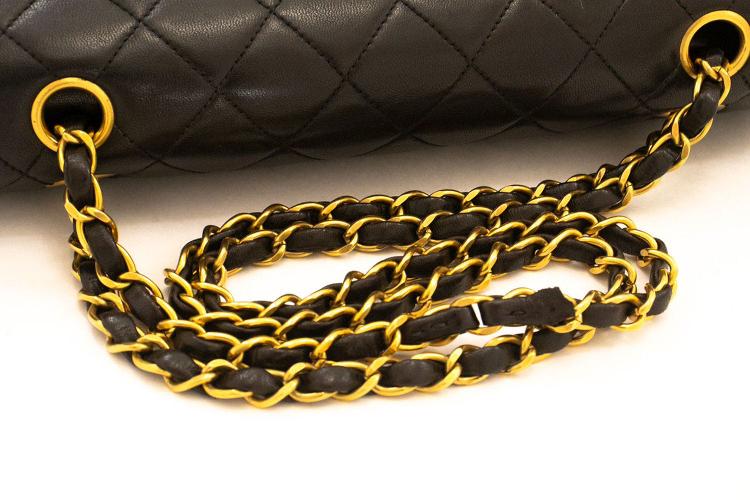 CHANEL Classic Double Flap 10" Kettentasche aus schwarzem Lammleder ak4 hannari-shop