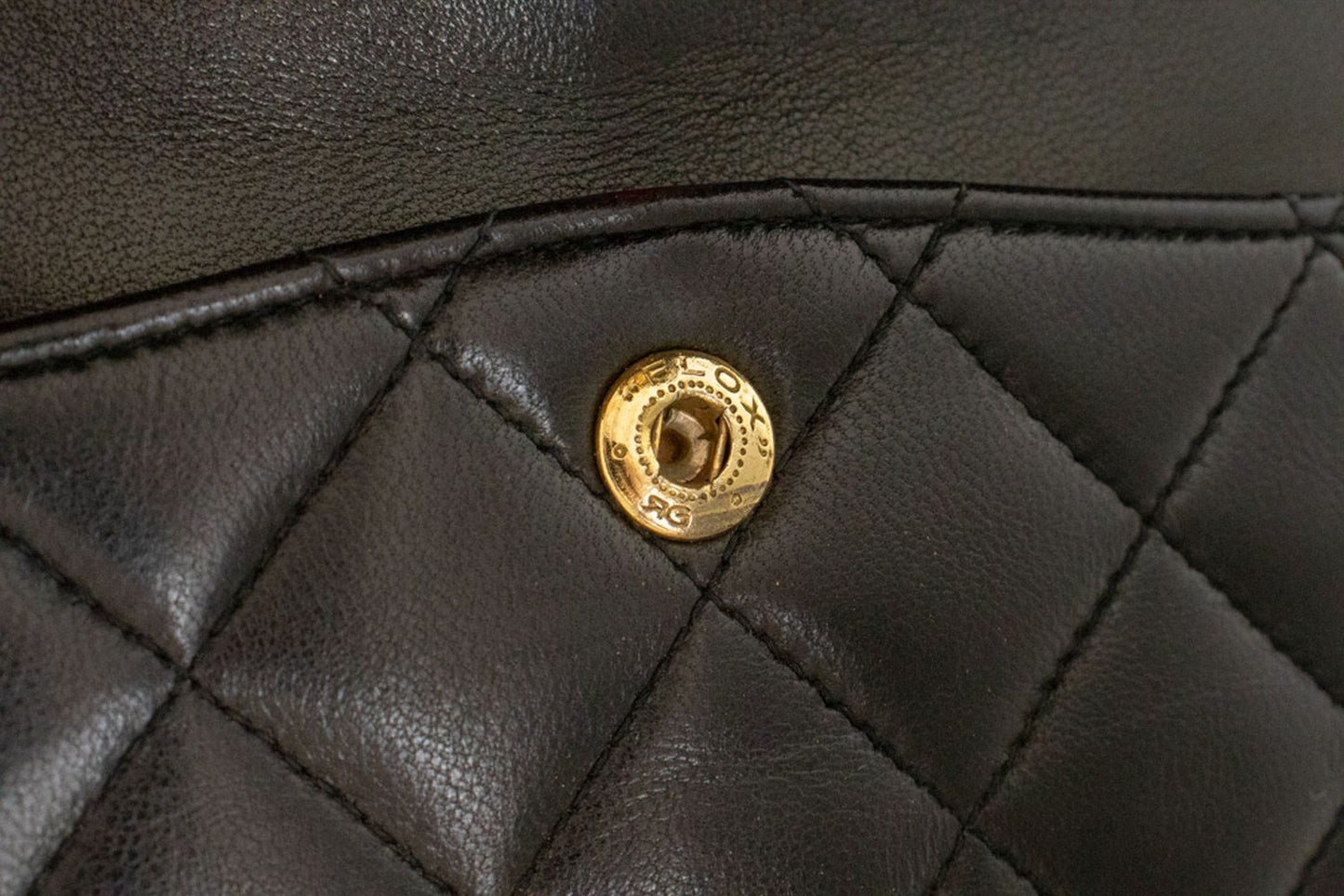 CHANEL Classic Double Flap 9" Chain Schultertasche Schwarz Lammleder ai7 hannari-shop