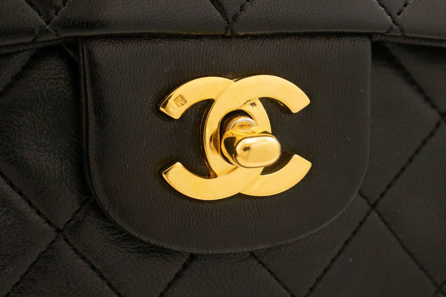 CHANEL Classic Double Flap 10" Kettenschultertasche Schwarz Lammleder aj9 hannari-shop