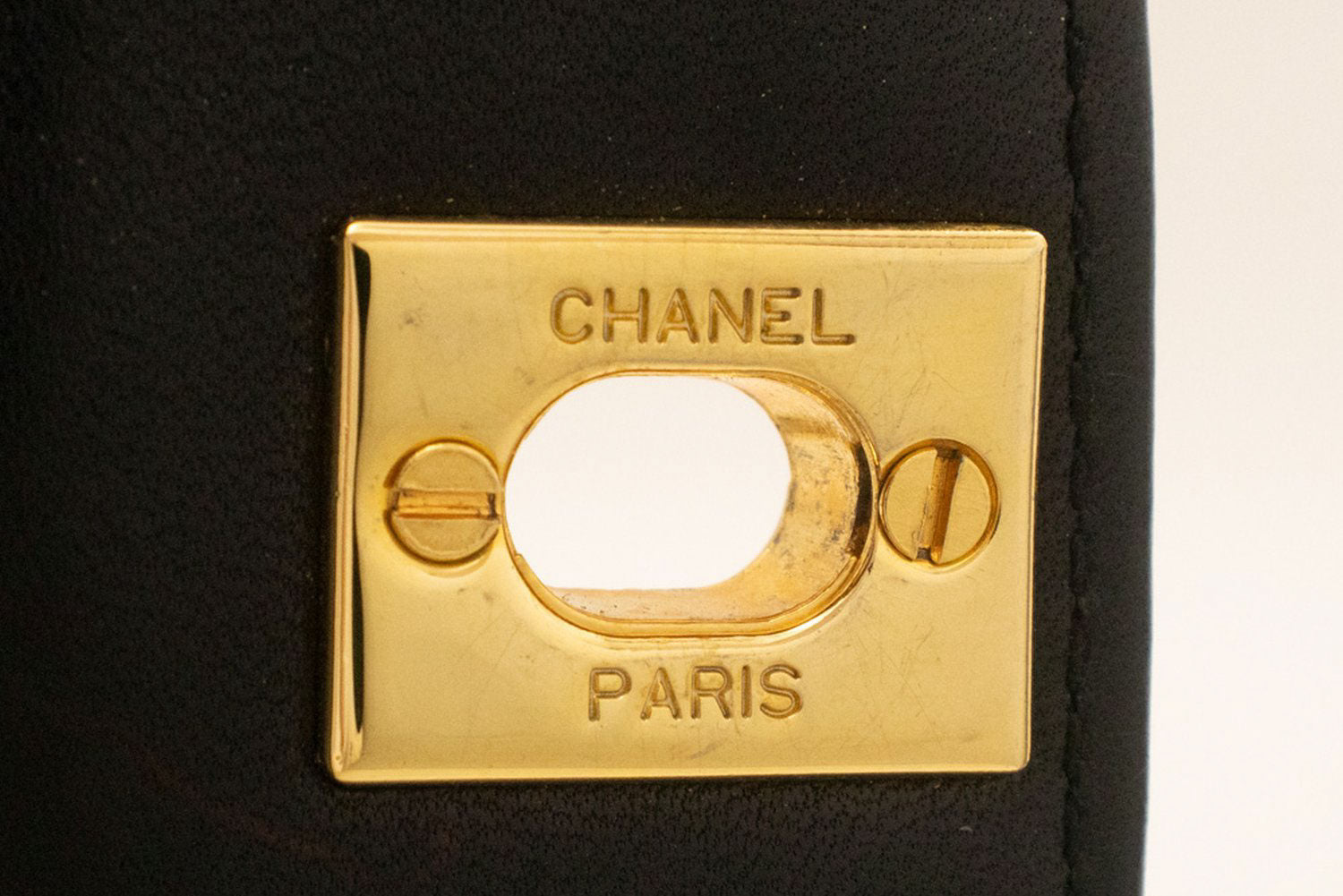 CHANEL Diana Flap Chain Schultertasche Schwarz Gepolstertes Lammleder ak2 hannari-shop