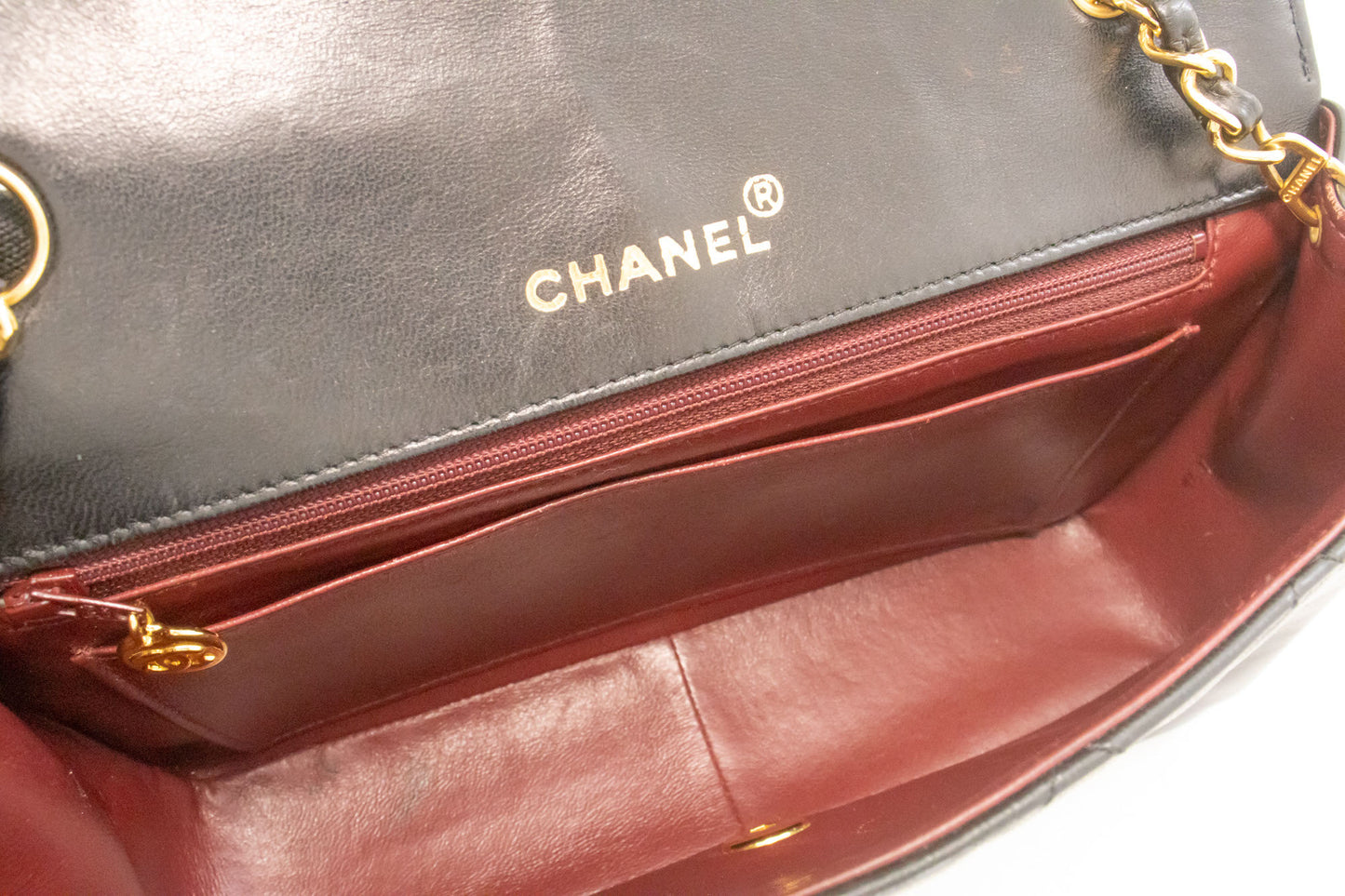 CHANEL Diana Flap Chain Schultertasche Schwarz Gepolstertes Lammleder ak2 hannari-shop