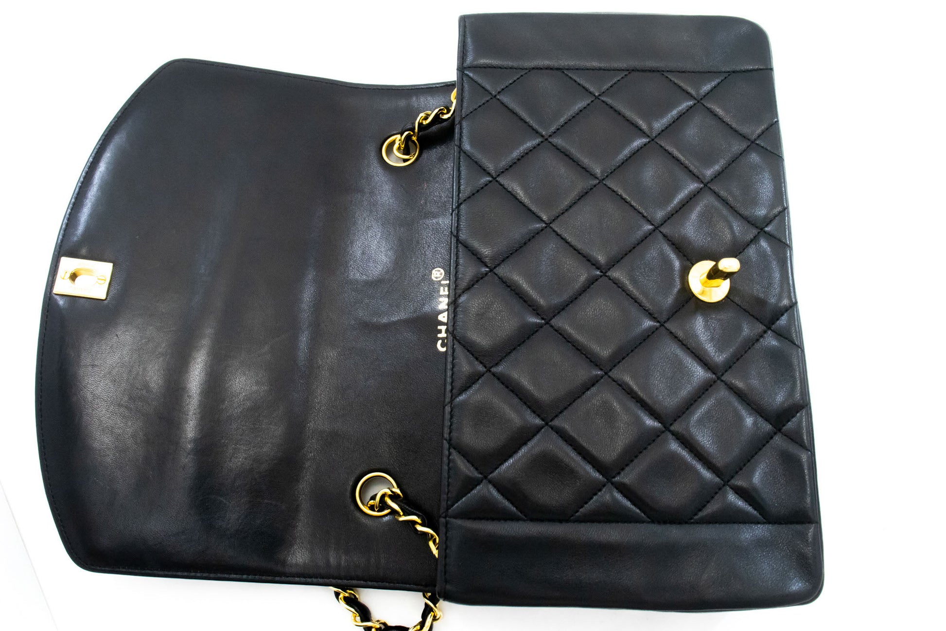 CHANEL Diana Flap Chain Schultertasche Schwarz Gepolstertes Lammleder ak2 hannari-shop