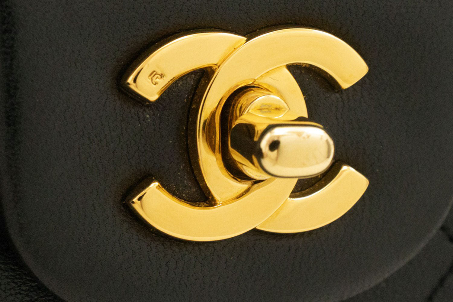 CHANEL Classic Double Flap 10" Kettenschultertasche Schwarz Lammleder aj5 hannari-shop