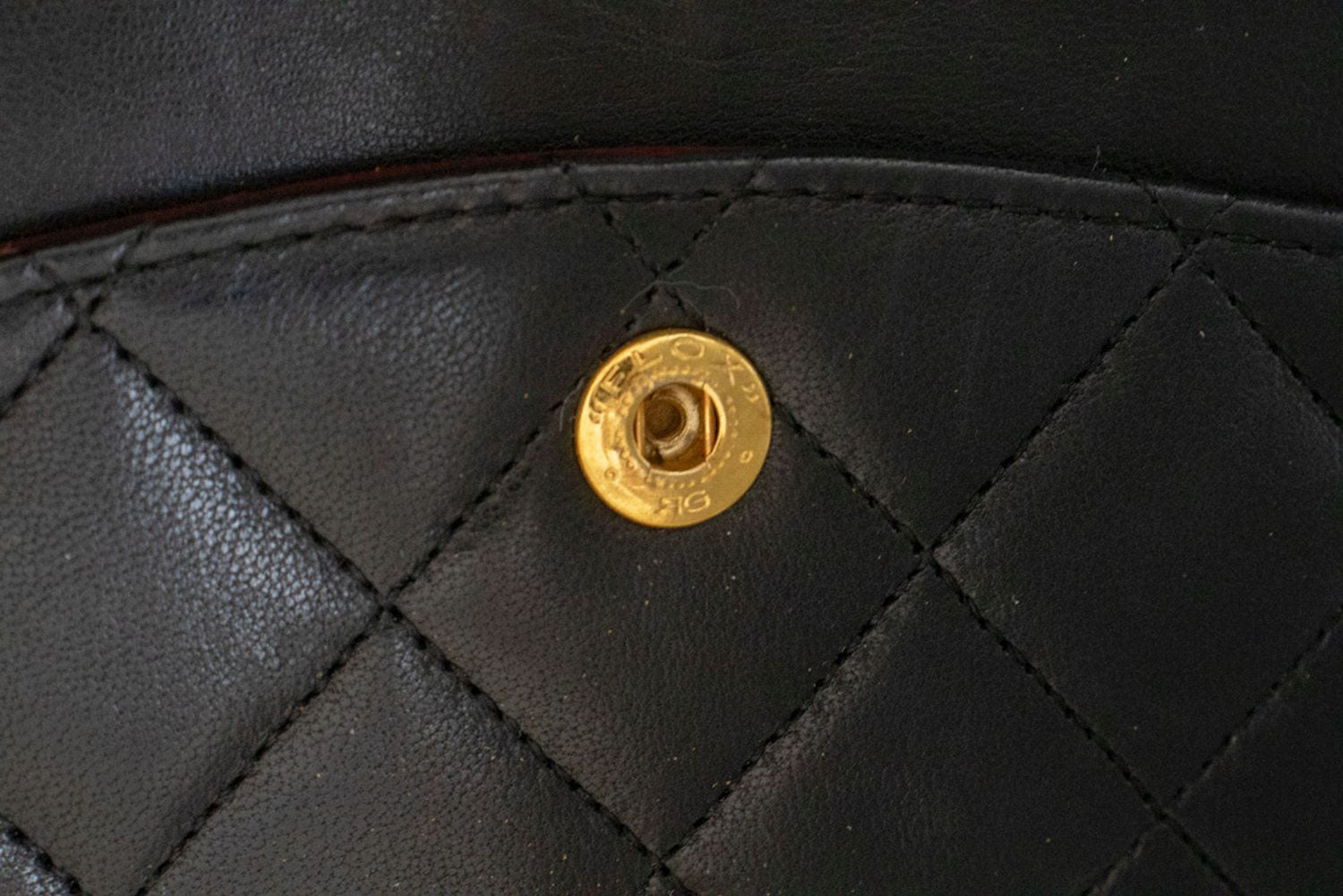 CHANEL Classic Double Flap 10" Kettenschultertasche Schwarz Lammleder aj5 hannari-shop