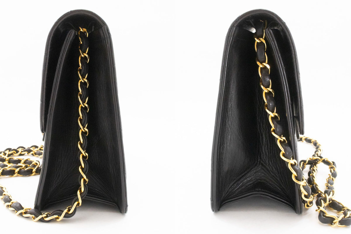 CHANEL Kleine Ketten-Umhängetasche Clutch Schwarz Steppung Überschlag Lammleder ao8 — Seite hannari-shop