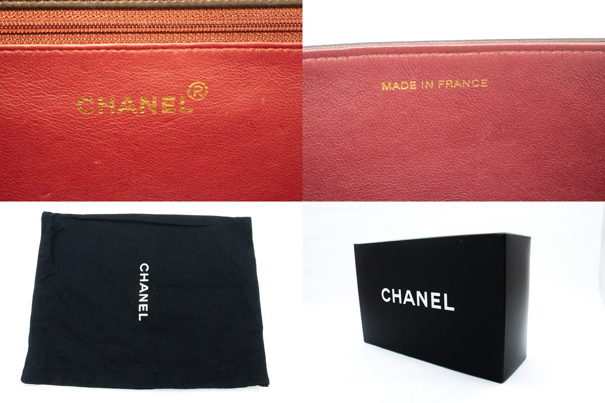 CHANEL Full Flap Ketten-Umhängetasche Clutch Schwarz Stepp-Lammleder ao5 — CHANEL-Logo im Innenraum hannari-shop