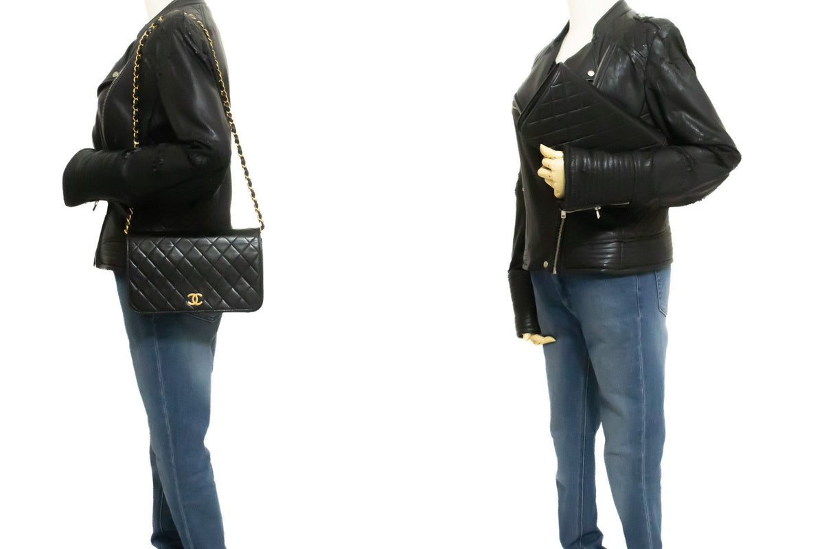 CHANEL Full Flap Chain Schultertasche Clutch Schwarz Gestepptes Lammleder ao4 — am Mannequin hannari-shop