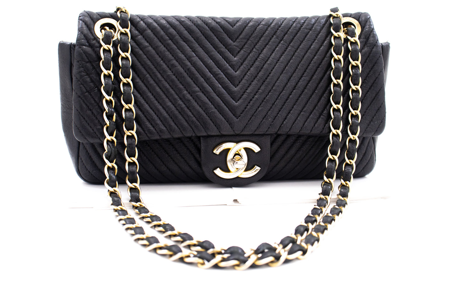 Chanel Chevron V-Stitch Leather Chain Shoulder Bag Single Flap Mat k59 hannari-shop